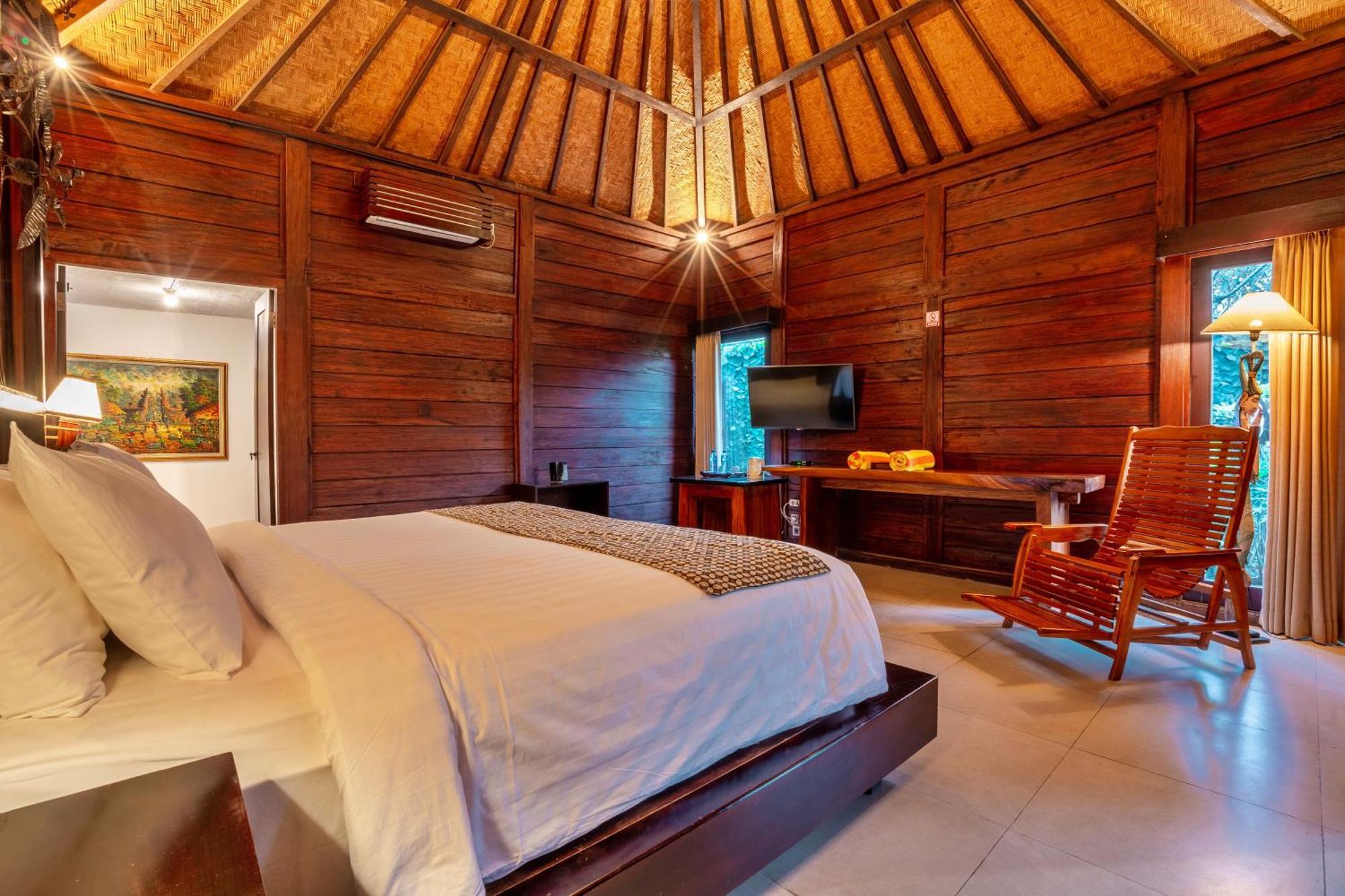 Sri Abi Ratu Villas Sukawati Exterior foto